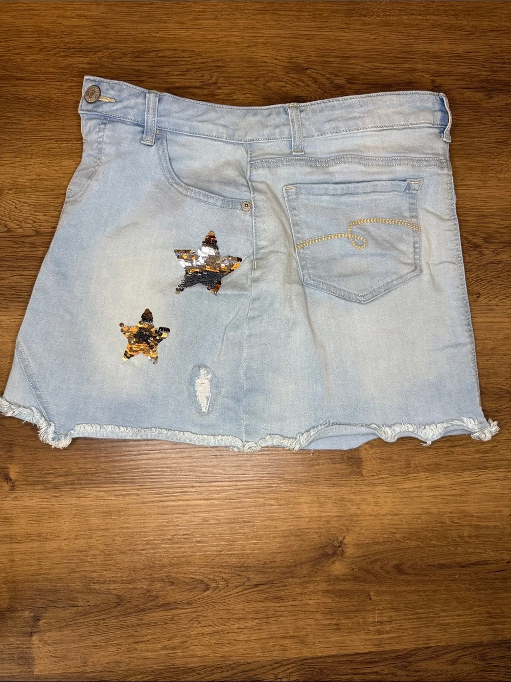 Justice Light Wash Denim Skort GIRLS 20 Distressed Sequins Stars Pull On Raw Hem
